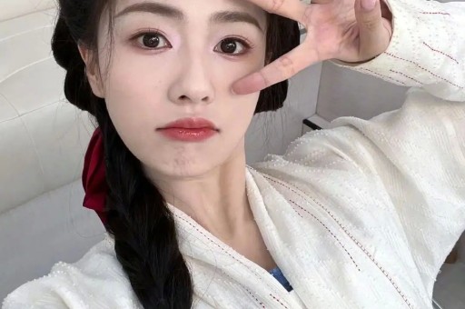 鞠婧祎陷偷漏税风波！丝芭实名举报引爆娱乐圈