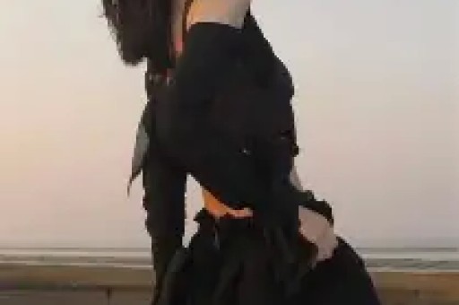 曝女演员和75后男演员张译靳东朱亚文等被猜测 娱乐圈大瓜炸锅