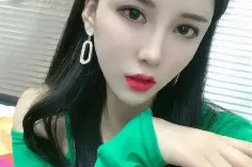 不到48小时3大瓜！编剧开撕白鹿94岁开演唱会黄晓明令人意外