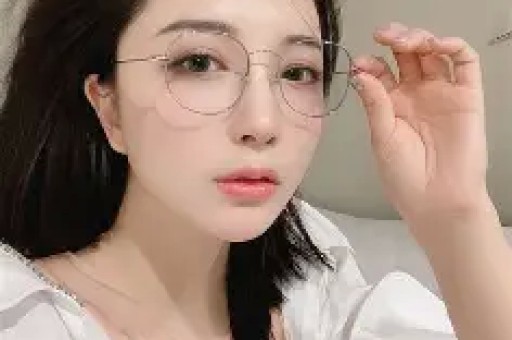大佬变老赖！曾花10亿买冯小刚空壳公司华谊兄弟如今拿不出60万