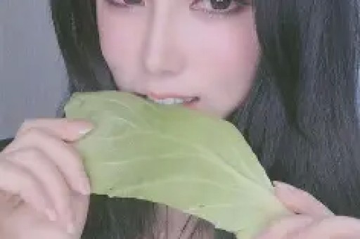 金裕贞意外早晨护肤法大揭秘网友惊呼太真实！